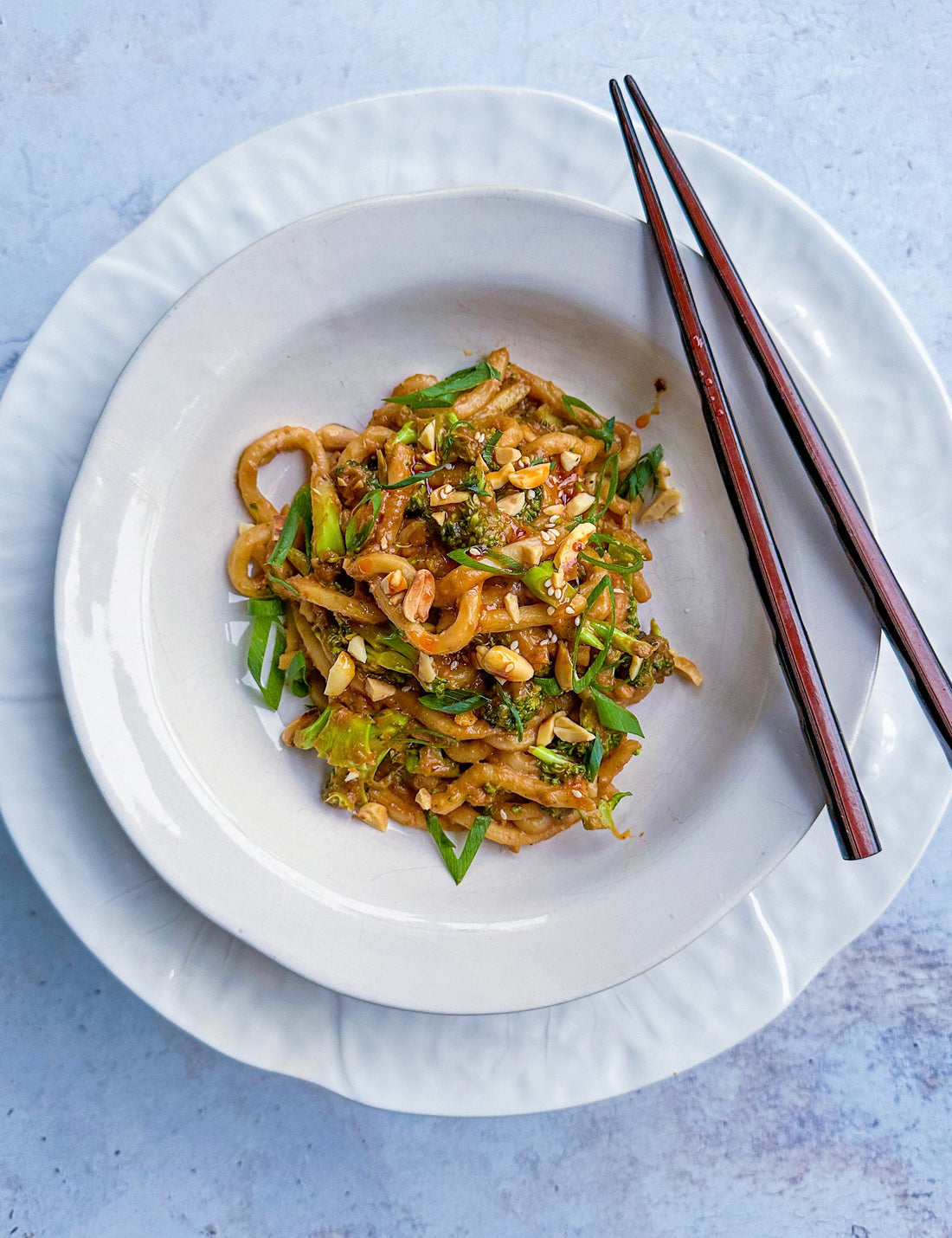 10 minute Broccoli peanut chilli noods