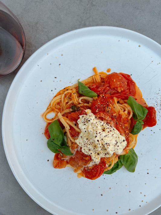 Fresh tomato pasta with Stracciatella