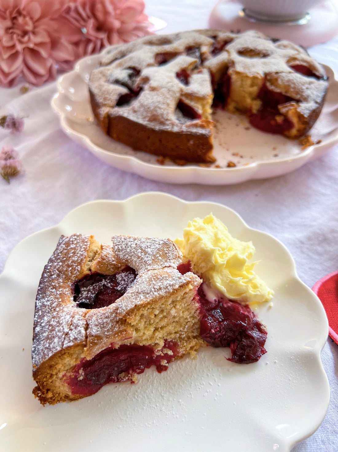 Plum and cinnamon cake