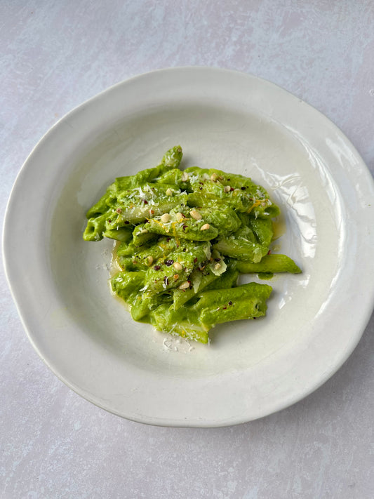 15 minute spinach, pea & Parmesan pasta